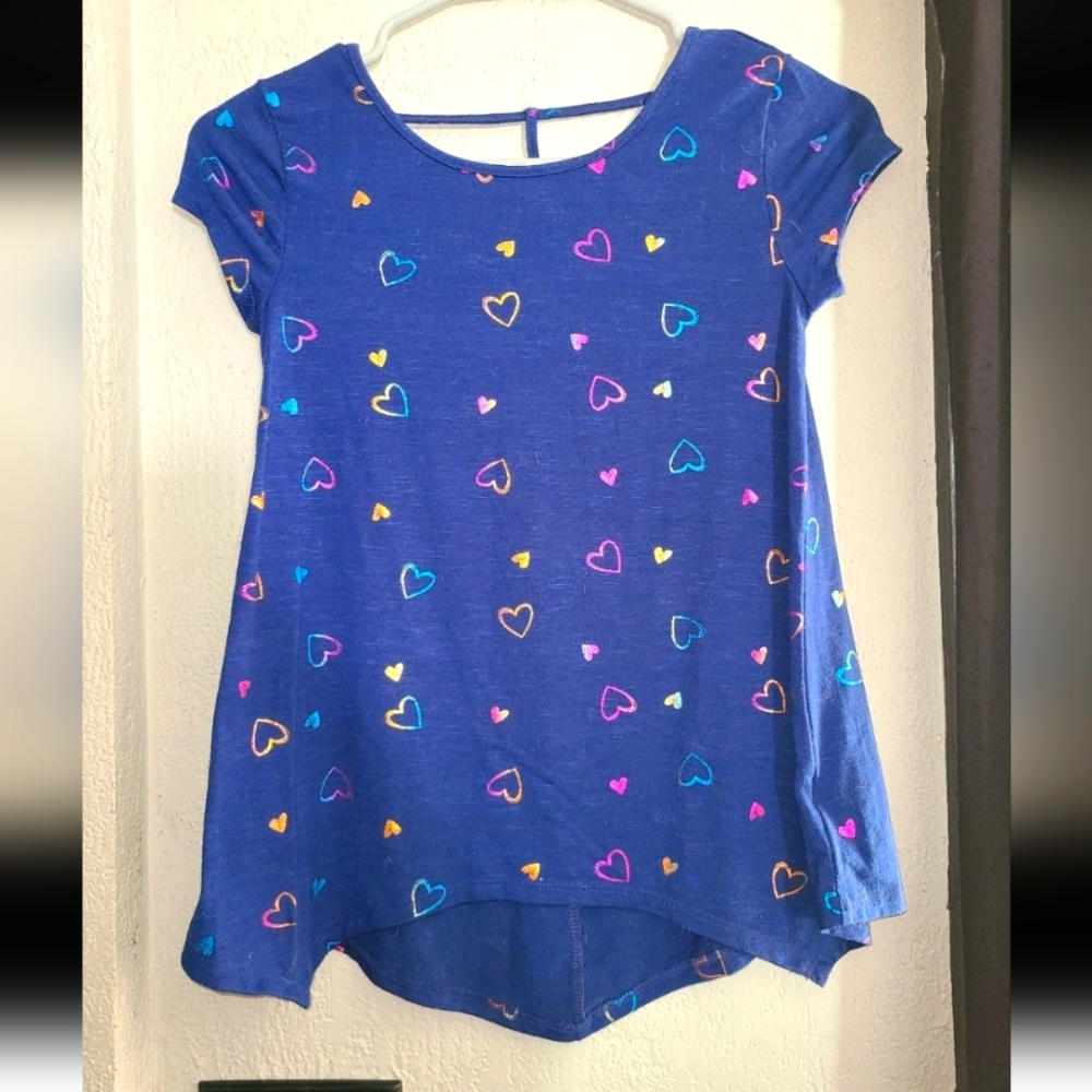 Girl's tshirt